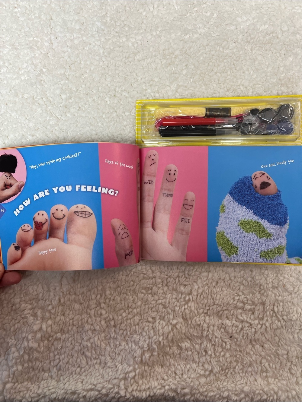 Downtown Bookworks Packtivities "Finger Fun"! Kids Craft Kit - Picture 11 of 12